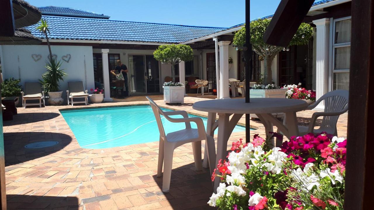 Dolphin Inn Blouberg Bloubergstrand Exterior foto